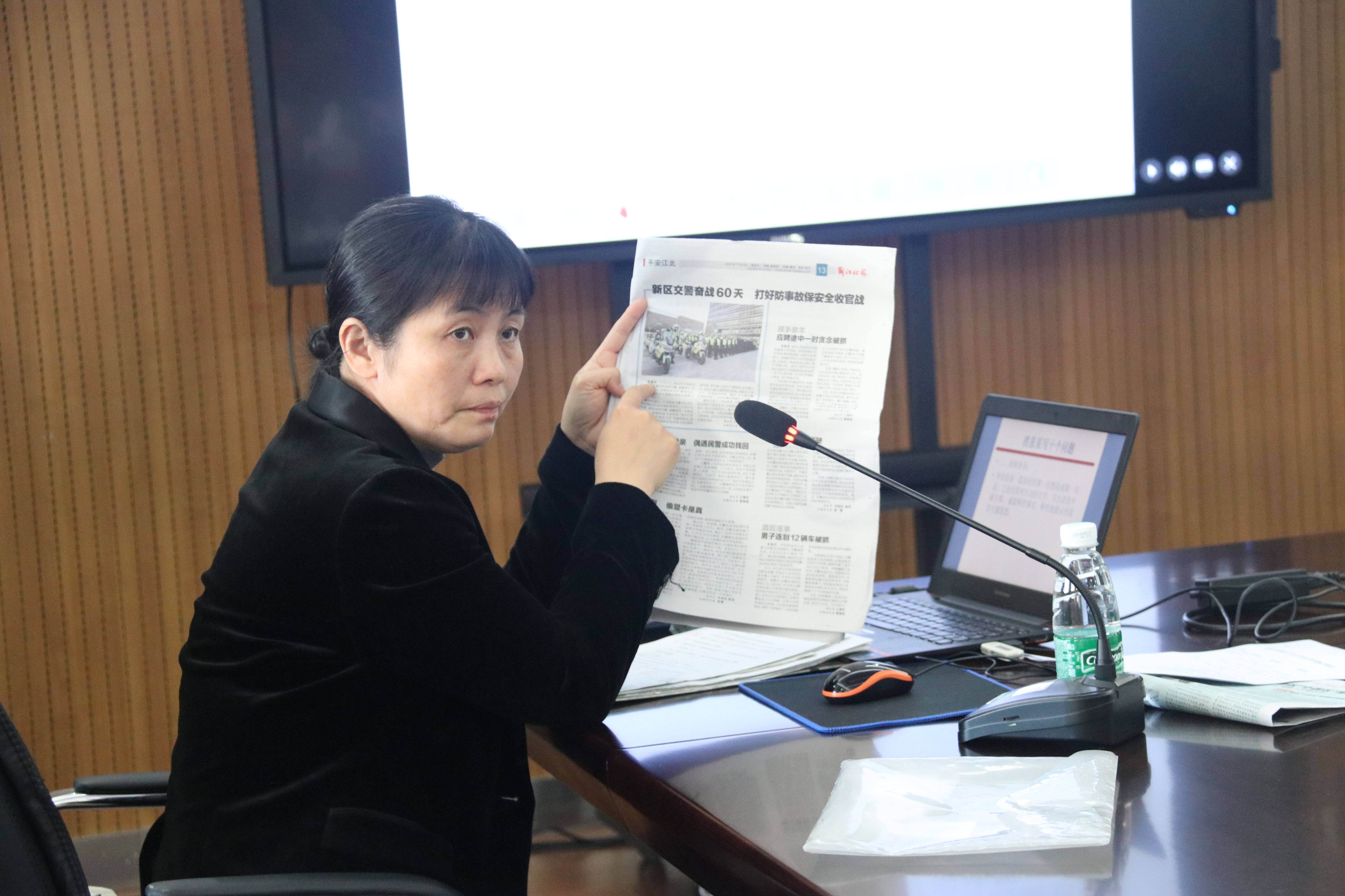 腾博会专业服务诚信为本集团约请《新江北报》编辑指导新闻宣传事情