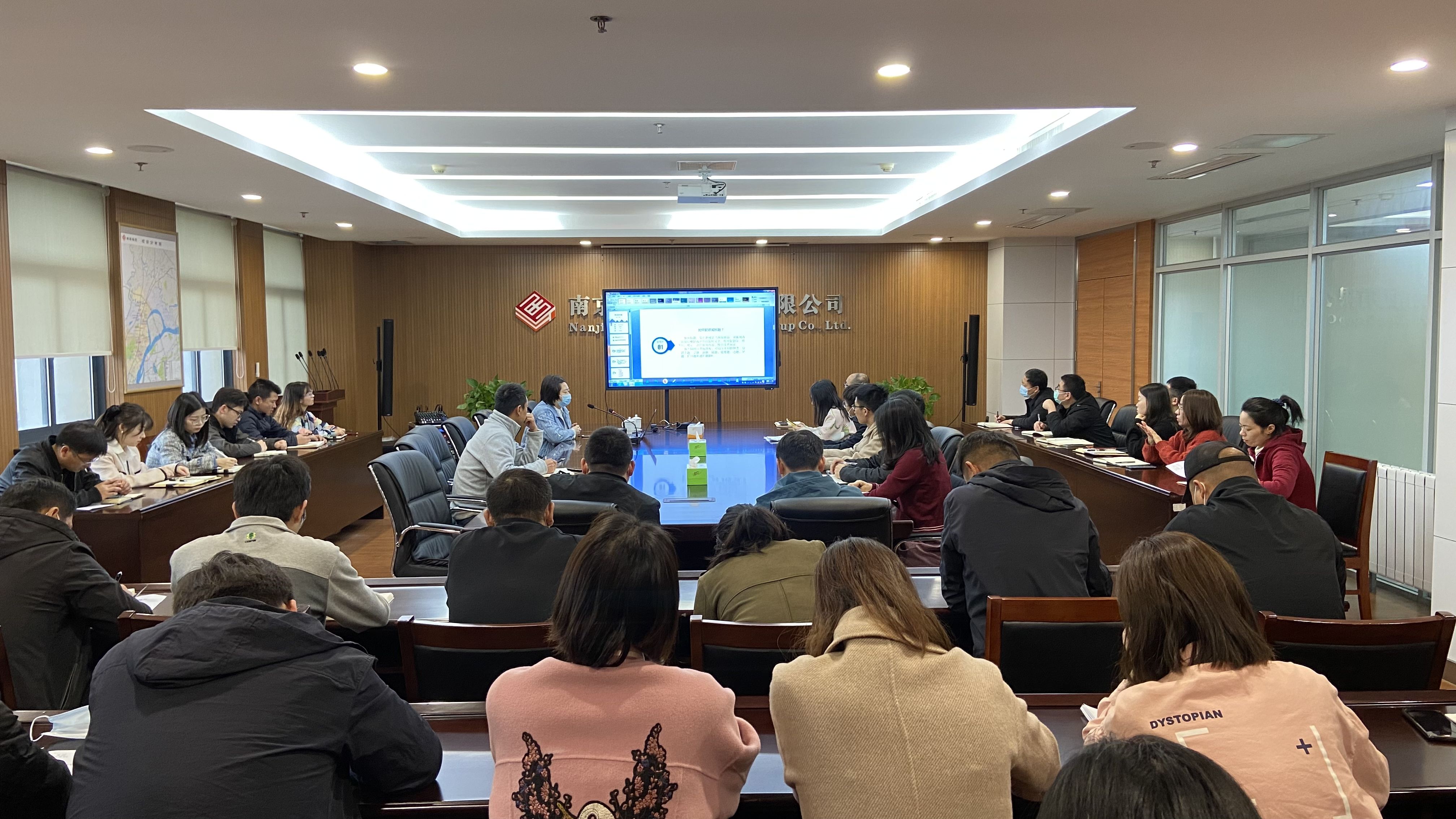 充电赋能 腾博会专业服务诚信为本集团吹响新闻宣传冲锋号