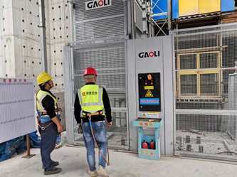 �ڲ���רҵ�������Ϊ�����ſ�չ������Ŀ���ͻ�еװ��ר���徲���