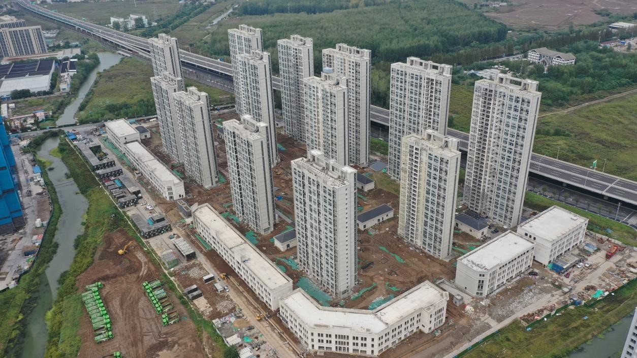 �����ţ�2676�װ��ܷ�������β�׶�