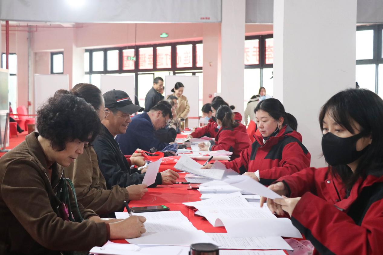 1840�ף��Һ��ﻨ԰С��������